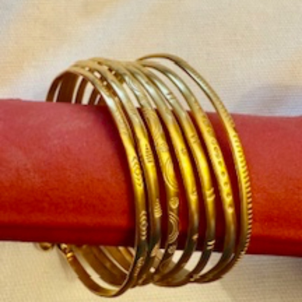 Satya Jewelry gold seven bangles cuff  bracelet